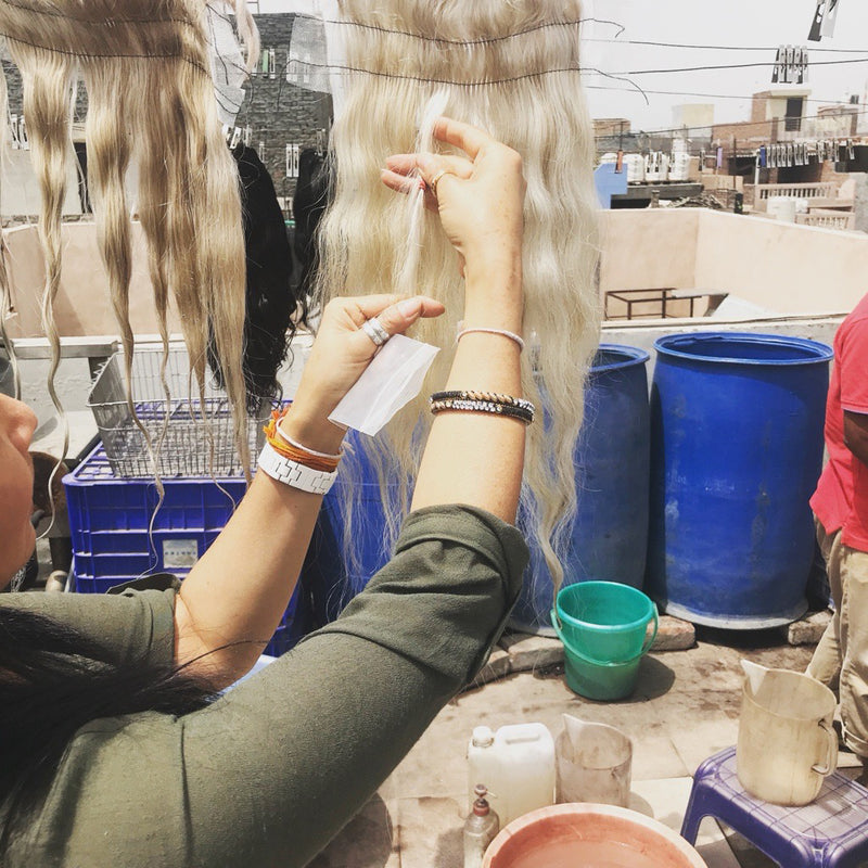 Hand-sorted raw hair bundles